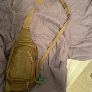 Supreme sling bag ss21 tan brand new